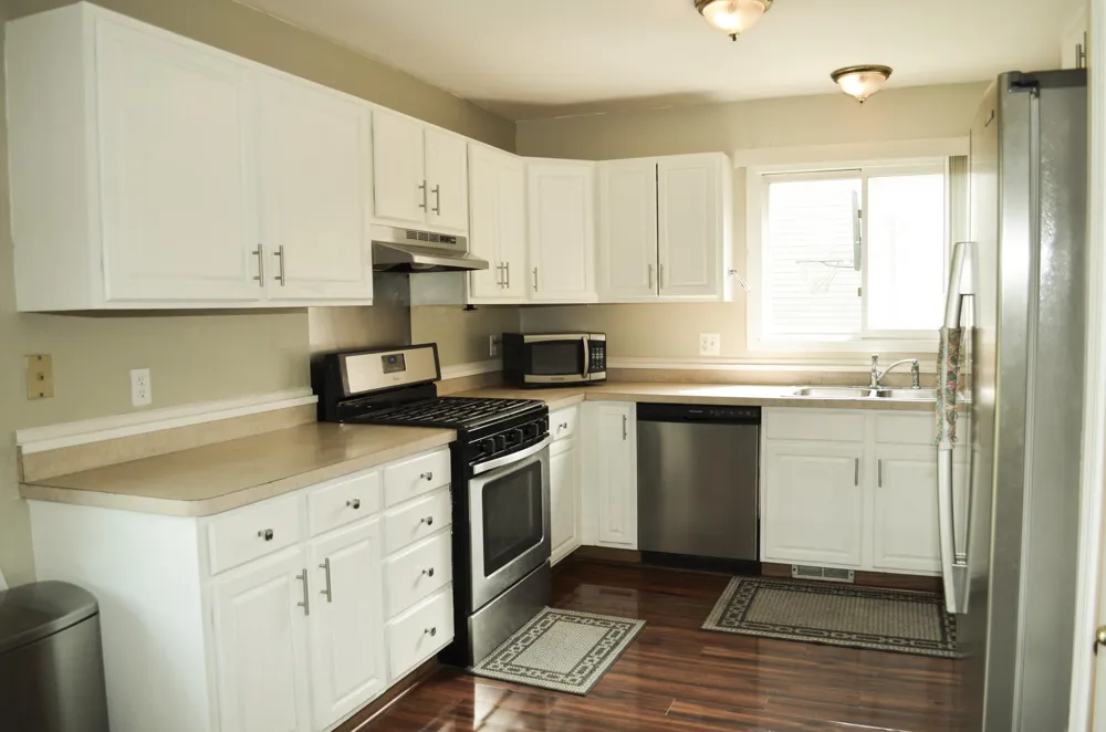 7686 Cherrywood Drive Westland City, MI 48185