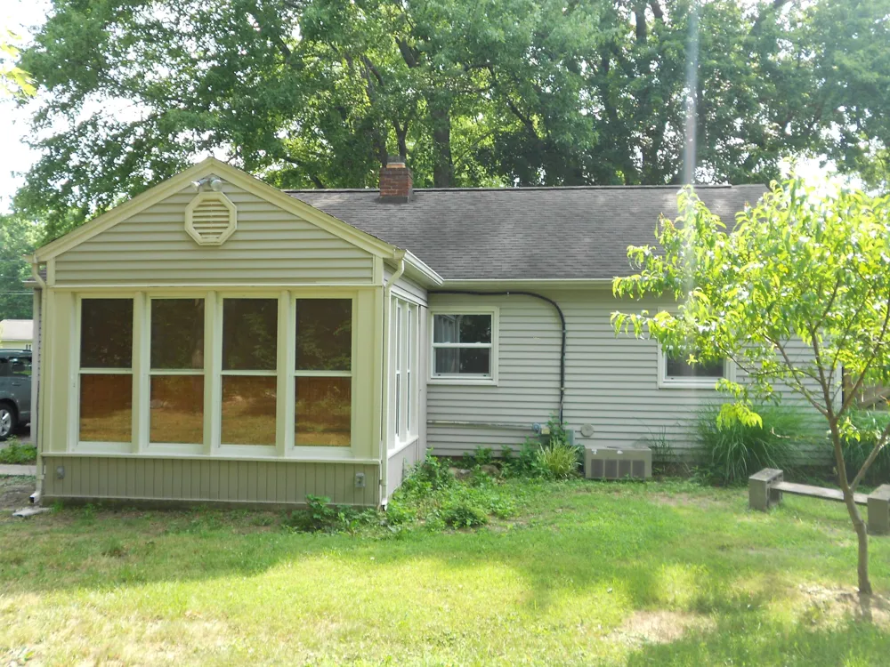 627 Clearview Street Kalamazoo Charter Township, MI 49048