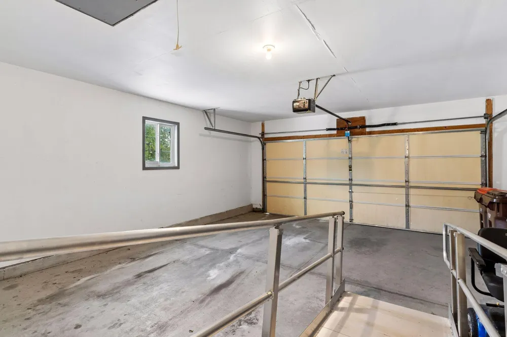 2485 Prairie Oak Trail Woodbury, MN 55125