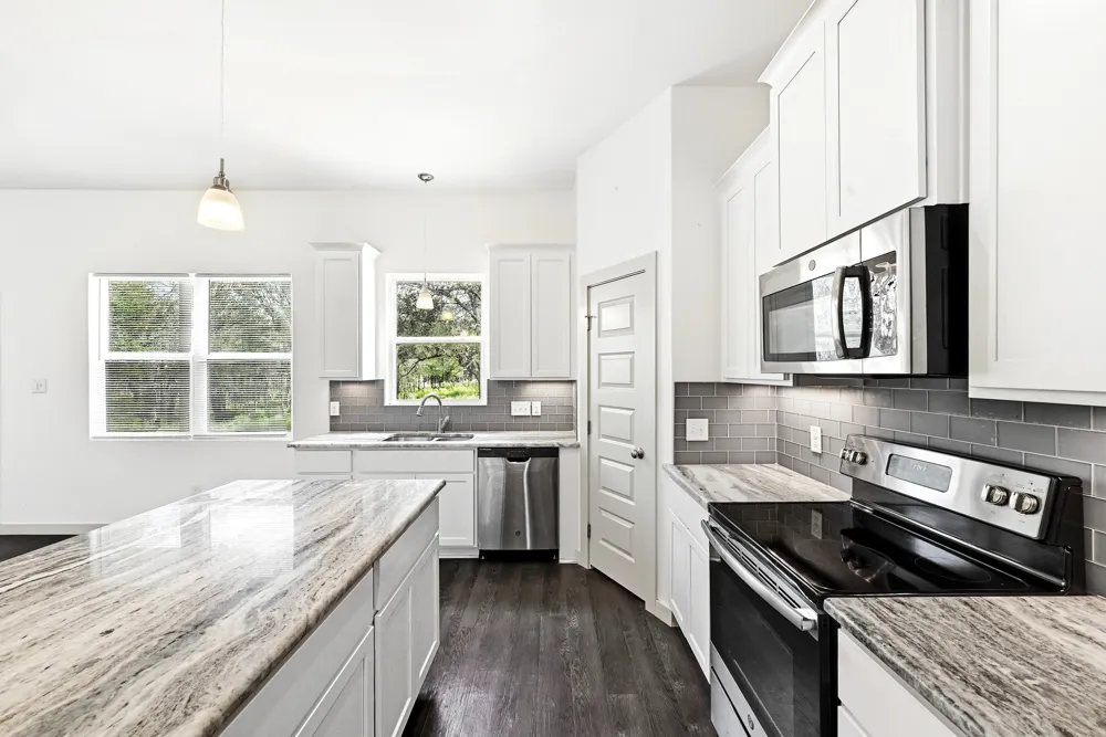 354 Lamaloa Lane Bastrop, TX 78602