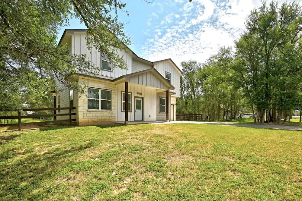 354 Lamaloa Lane Bastrop, TX 78602
