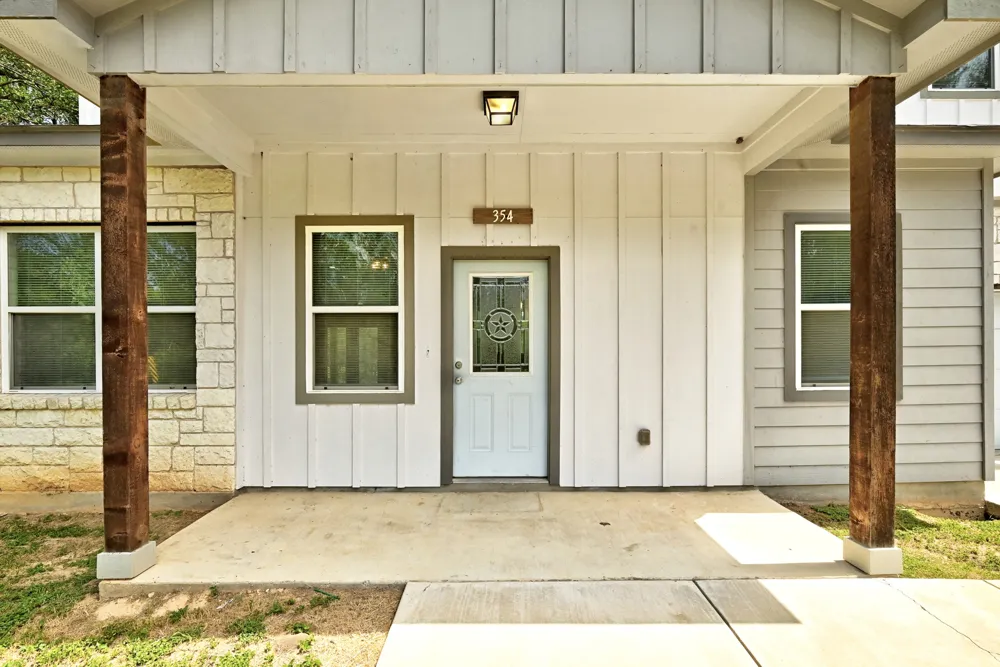 354 Lamaloa Lane Bastrop, TX 78602