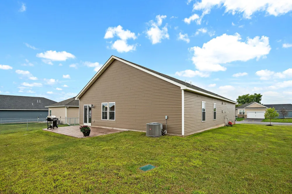 10188 Twin Lakes Parkway NW Elk River, MN 55330