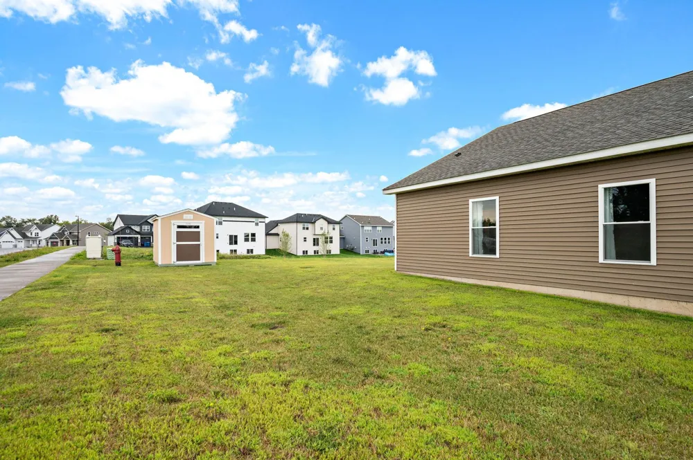 10188 Twin Lakes Parkway NW Elk River, MN 55330