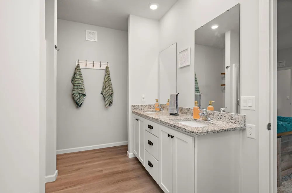10188 Twin Lakes Parkway NW Elk River, MN 55330