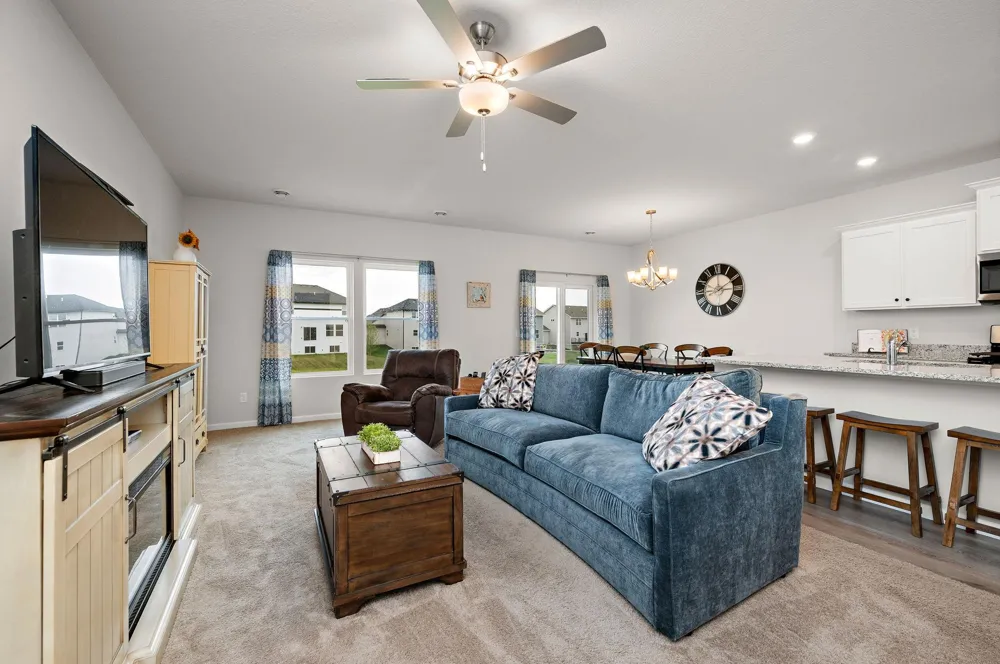 10188 Twin Lakes Parkway NW Elk River, MN 55330