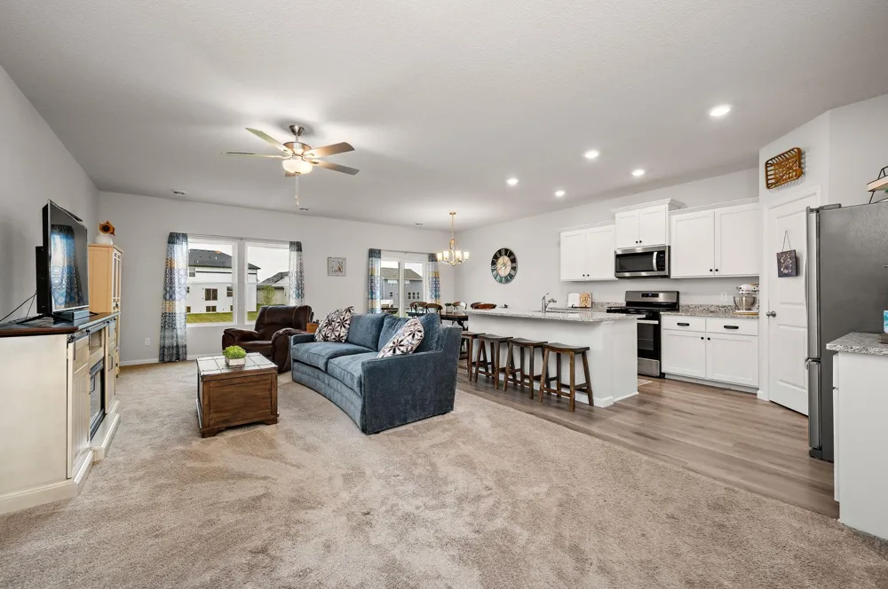 10188 Twin Lakes Parkway NW Elk River, MN 55330