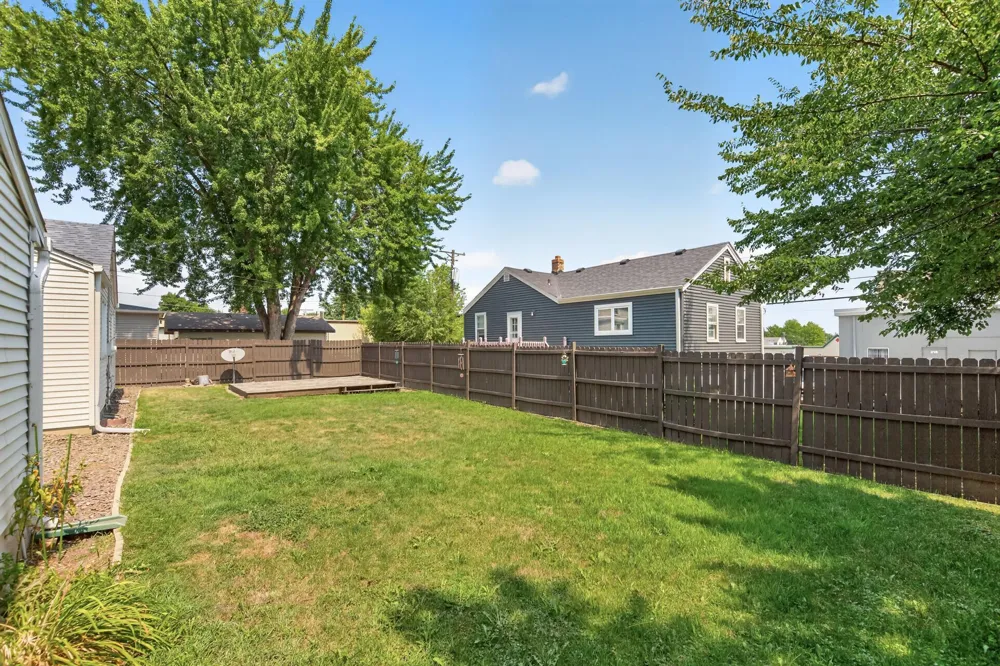 213 14th Avenue S South Saint Paul, MN 55075