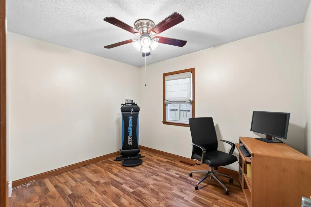 213 14th Avenue S South Saint Paul, MN 55075