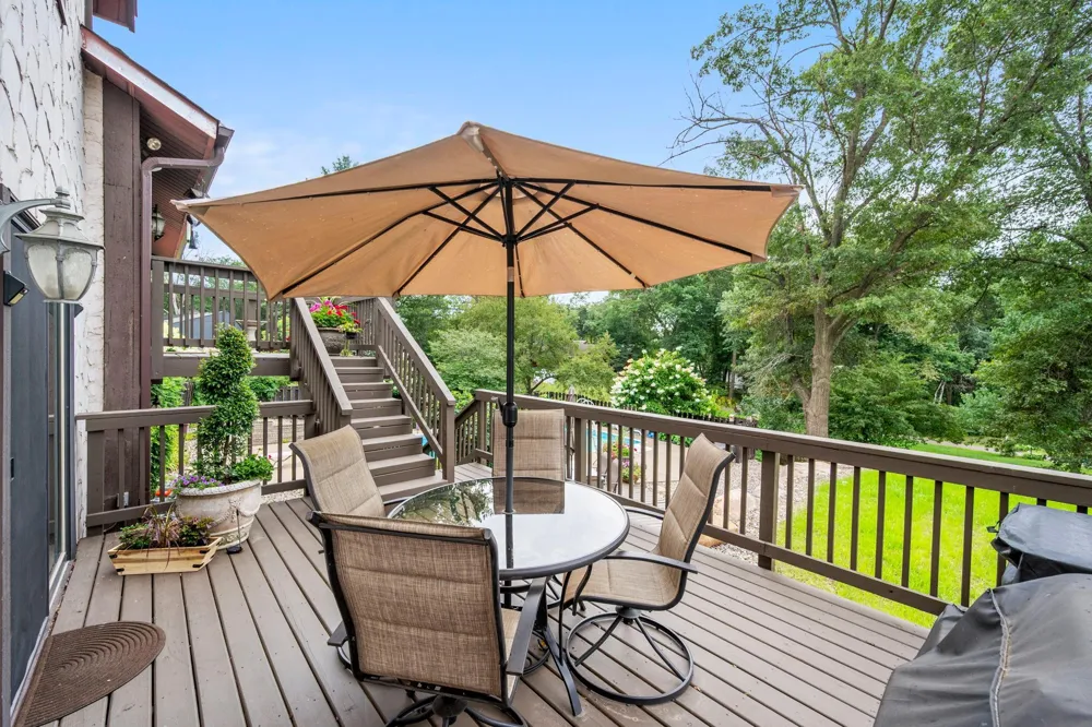 2415 Lisbon Avenue Lake Elmo, MN 55042
