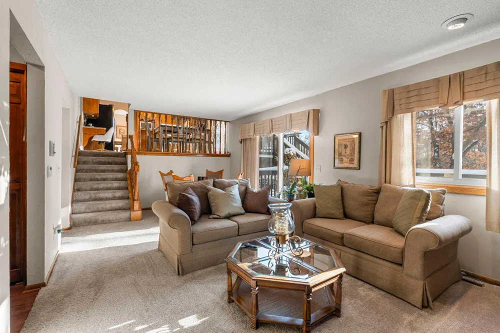 2415 Lisbon Avenue Lake Elmo, MN 55042