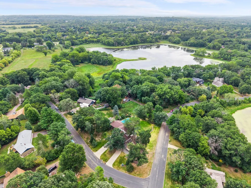 2415 Lisbon Avenue Lake Elmo, MN 55042