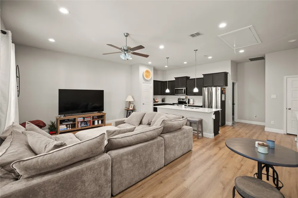1920 Bel Air Drive Arlington, TX 76010
