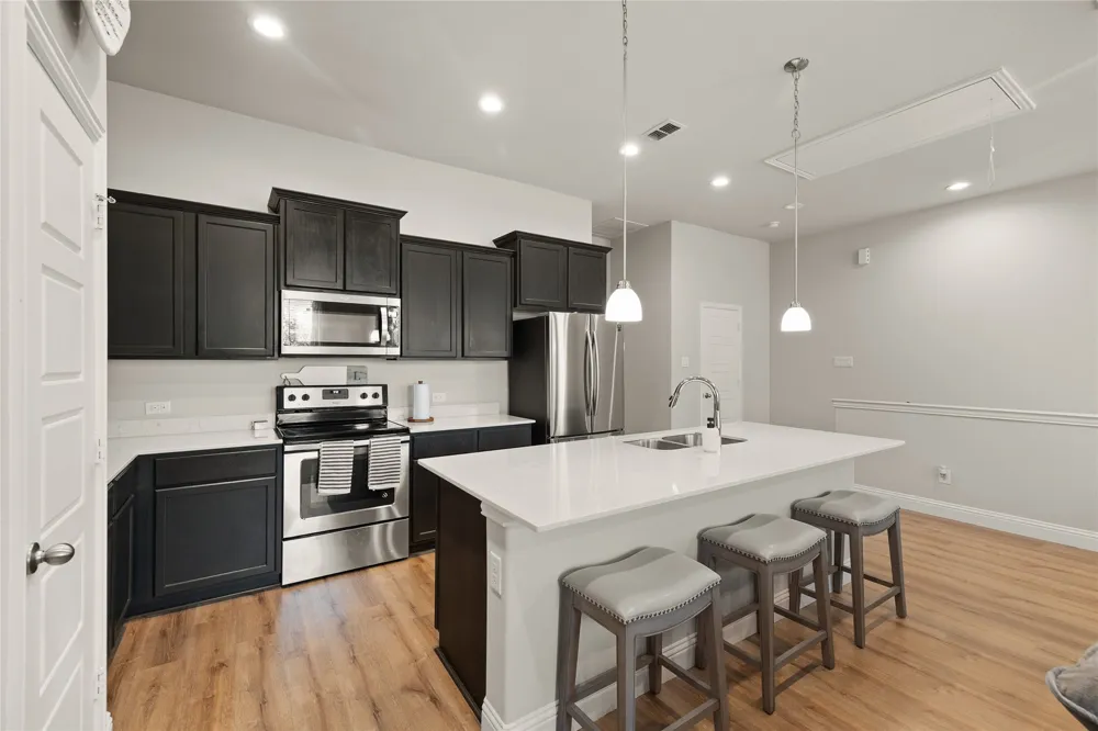 1920 Bel Air Drive Arlington, TX 76010