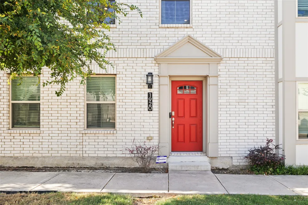 1920 Bel Air Drive Arlington, TX 76010