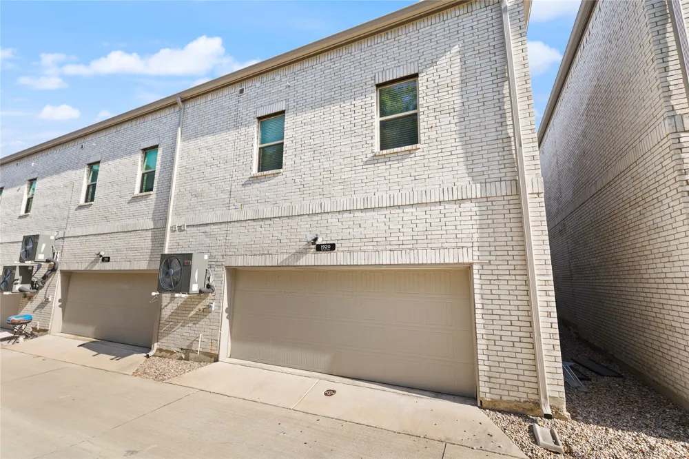1920 Bel Air Drive Arlington, TX 76010