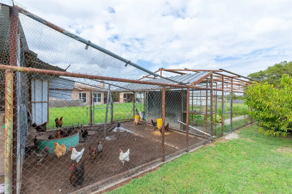 3433 I-20 W Baird, TX 79504