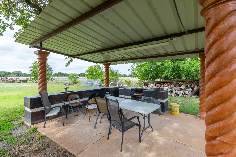 3433 I-20 W Baird, TX 79504