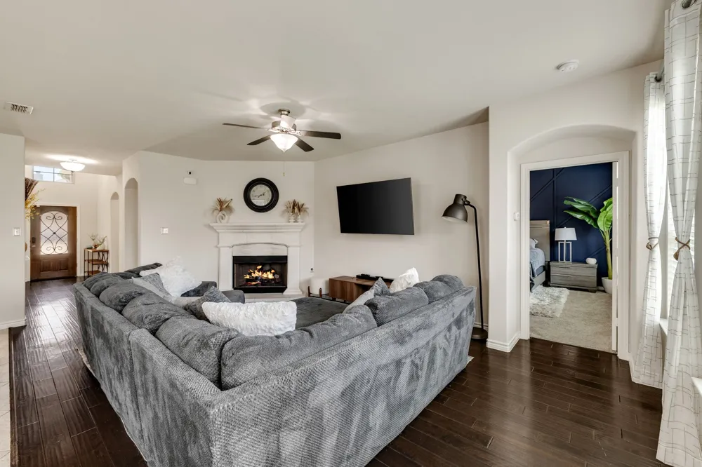 1017 Rose Garden Drive Little Elm, TX 75068