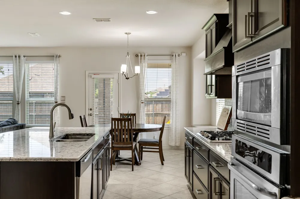 1017 Rose Garden Drive Little Elm, TX 75068