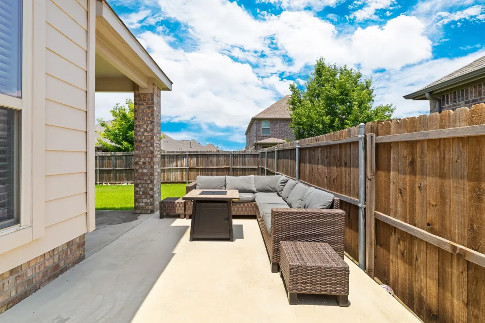 1017 Rose Garden Drive Little Elm, TX 75068