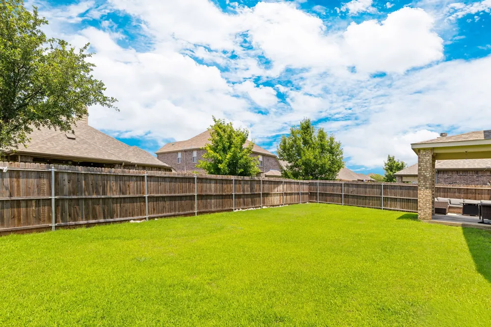 1017 Rose Garden Drive Little Elm, TX 75068
