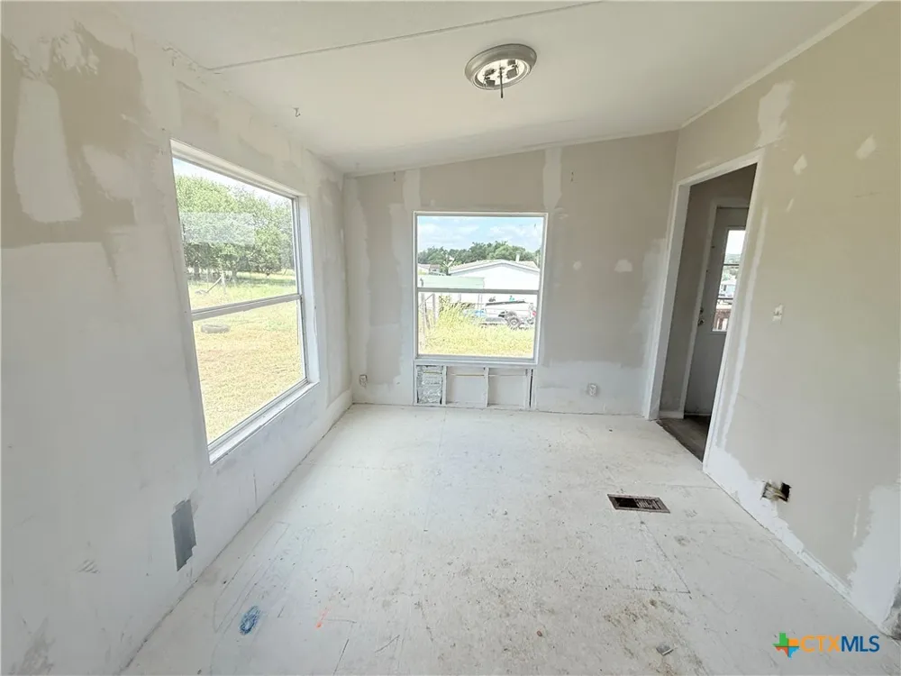 1501 Quail Creek Drive Kempner, TX 76539