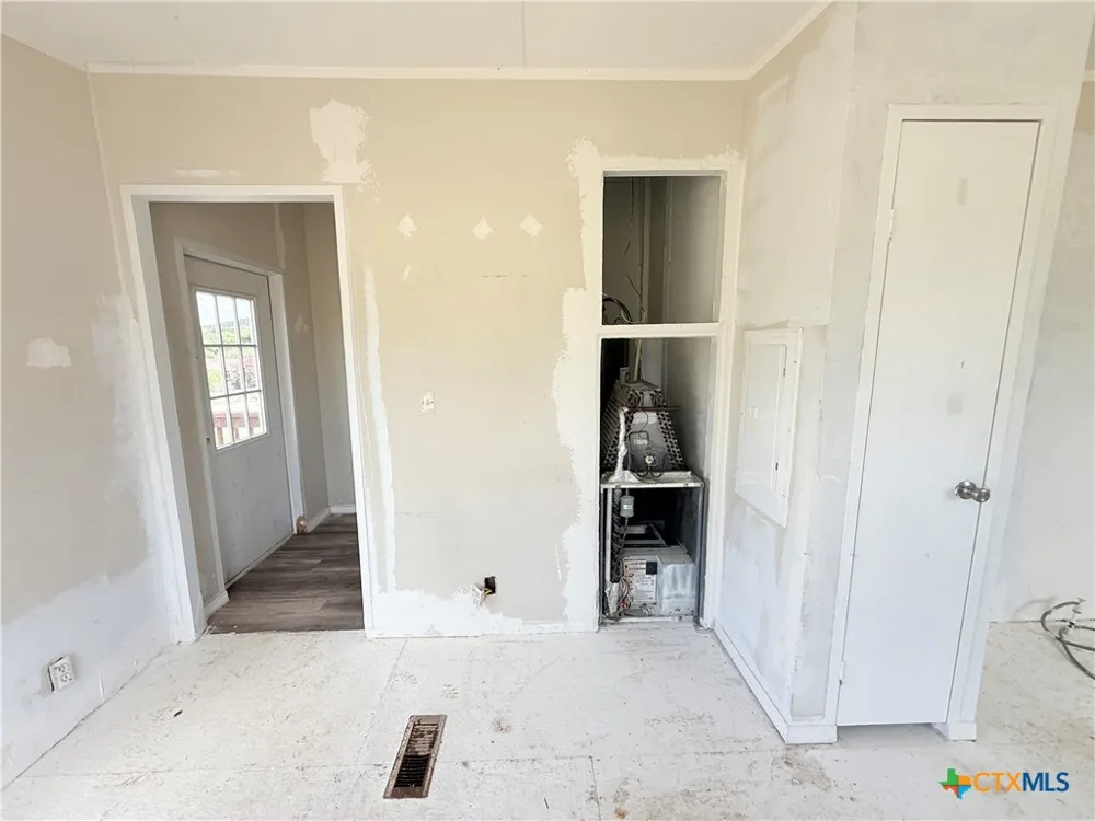1501 Quail Creek Drive Kempner, TX 76539