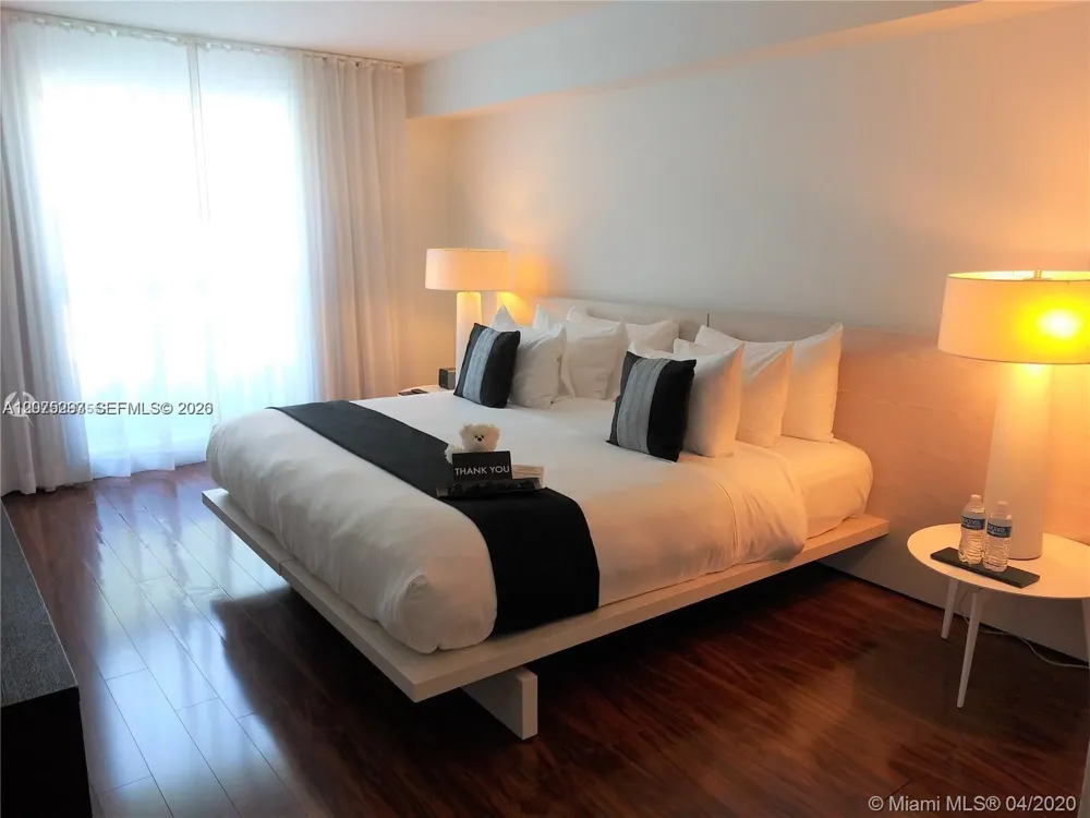290 Bal Bay Dr #104 Bal Harbour, FL 33154
