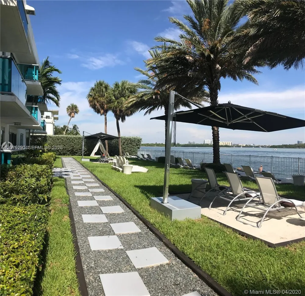 290 Bal Bay Dr #104 Bal Harbour, FL 33154