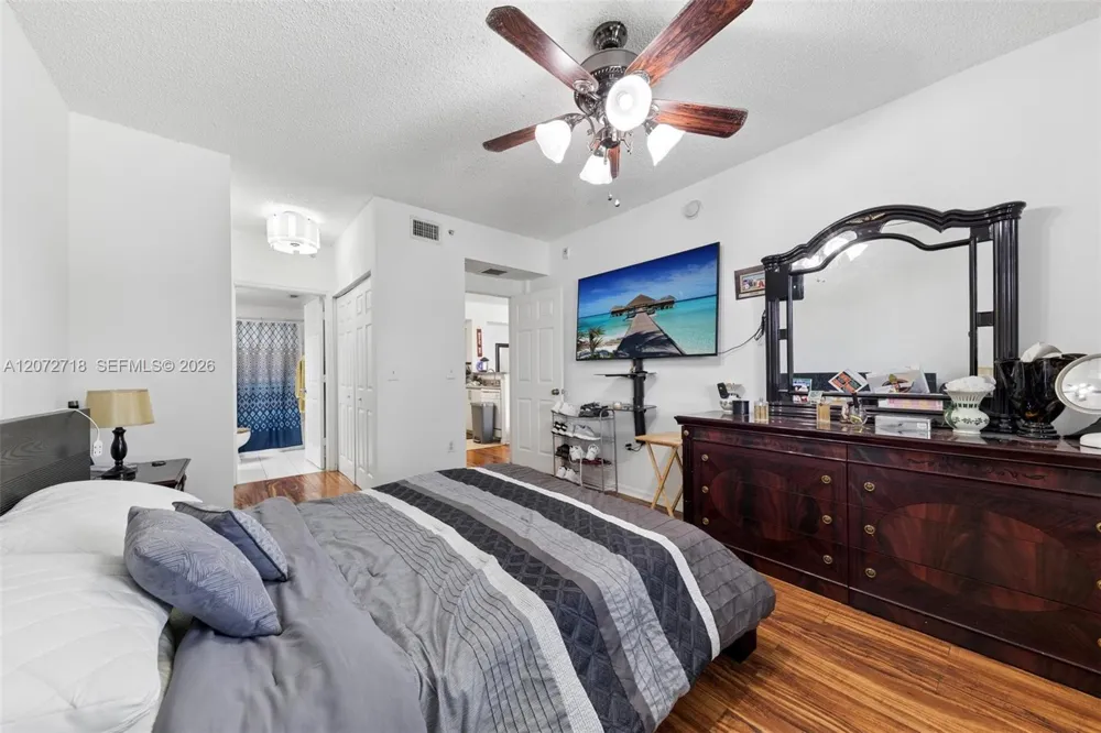 2280 E Preserve Way #204 Miramar, FL 33025