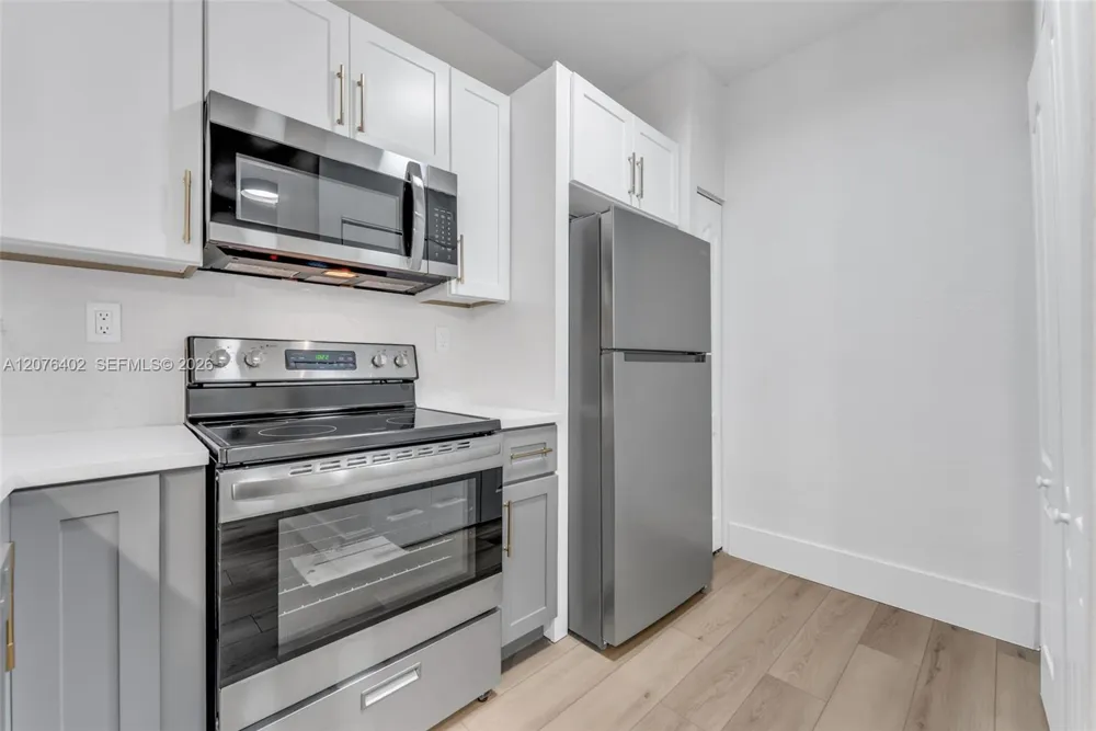 6001 SW 70th St #512 South Miami, FL 33143