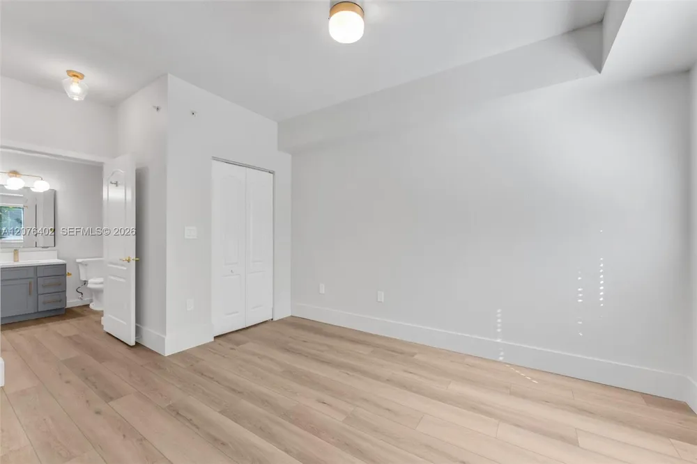 6001 SW 70th St #512 South Miami, FL 33143
