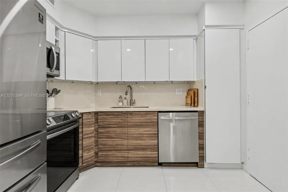 500 Bayview Dr #1924 Sunny Isles Beach, FL 33160