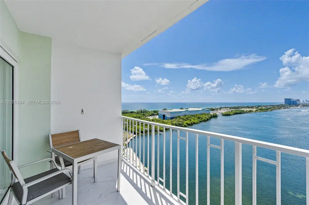 500 Bayview Dr #1924 Sunny Isles Beach, FL 33160