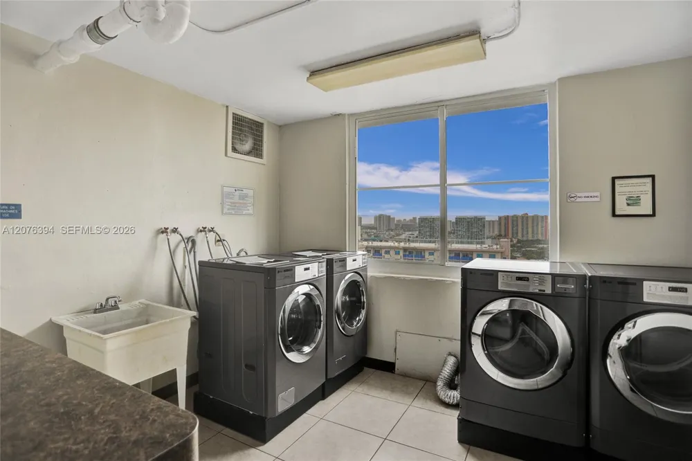 500 Bayview Dr #1924 Sunny Isles Beach, FL 33160