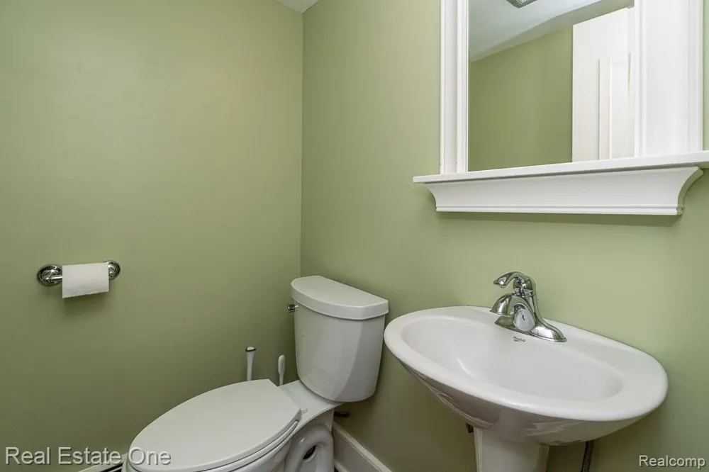 1147 Tienken Court Rochester Hills City, MI 48306