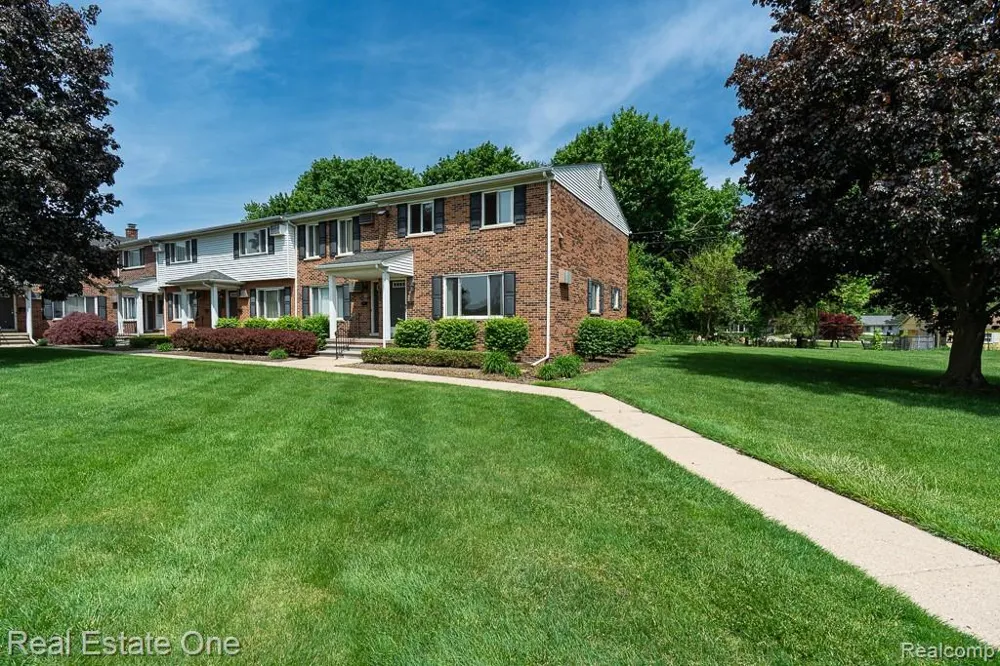 1147 Tienken Court Rochester Hills City, MI 48306