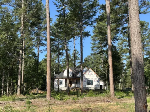 1821 Mccallie Ferry Road