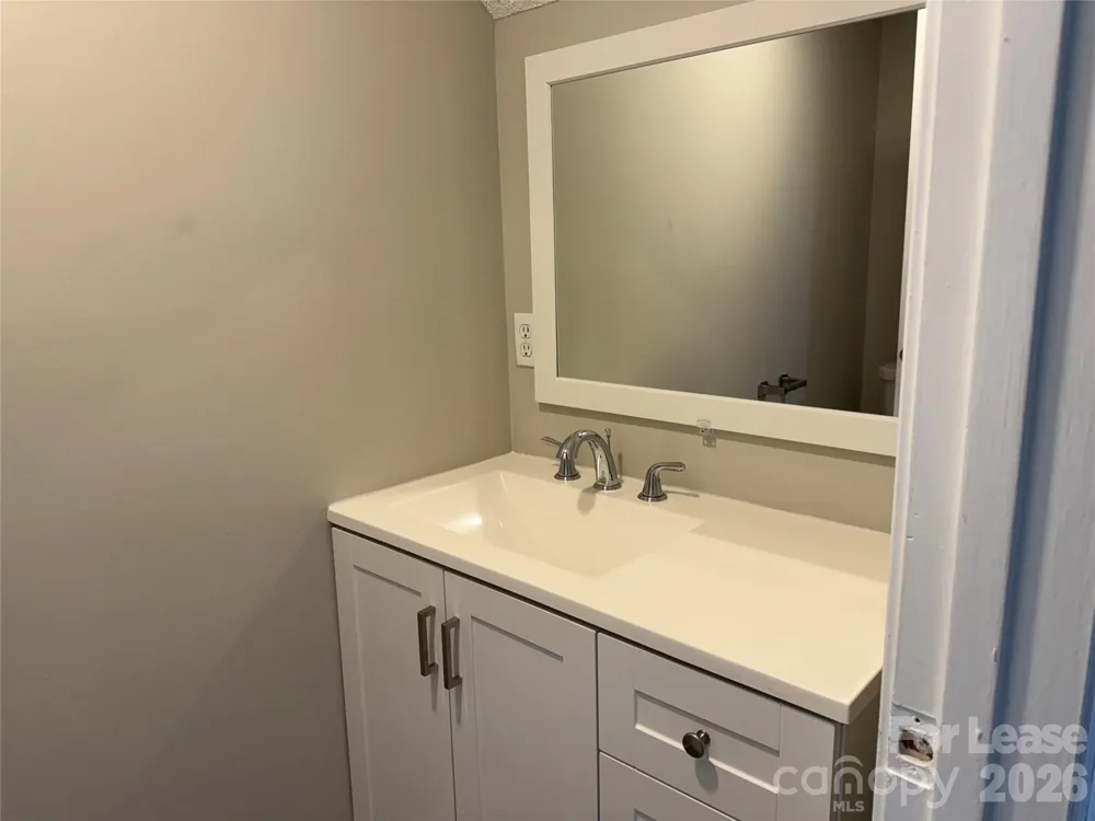 118 Ross Street #B4 Morganton, NC 28655