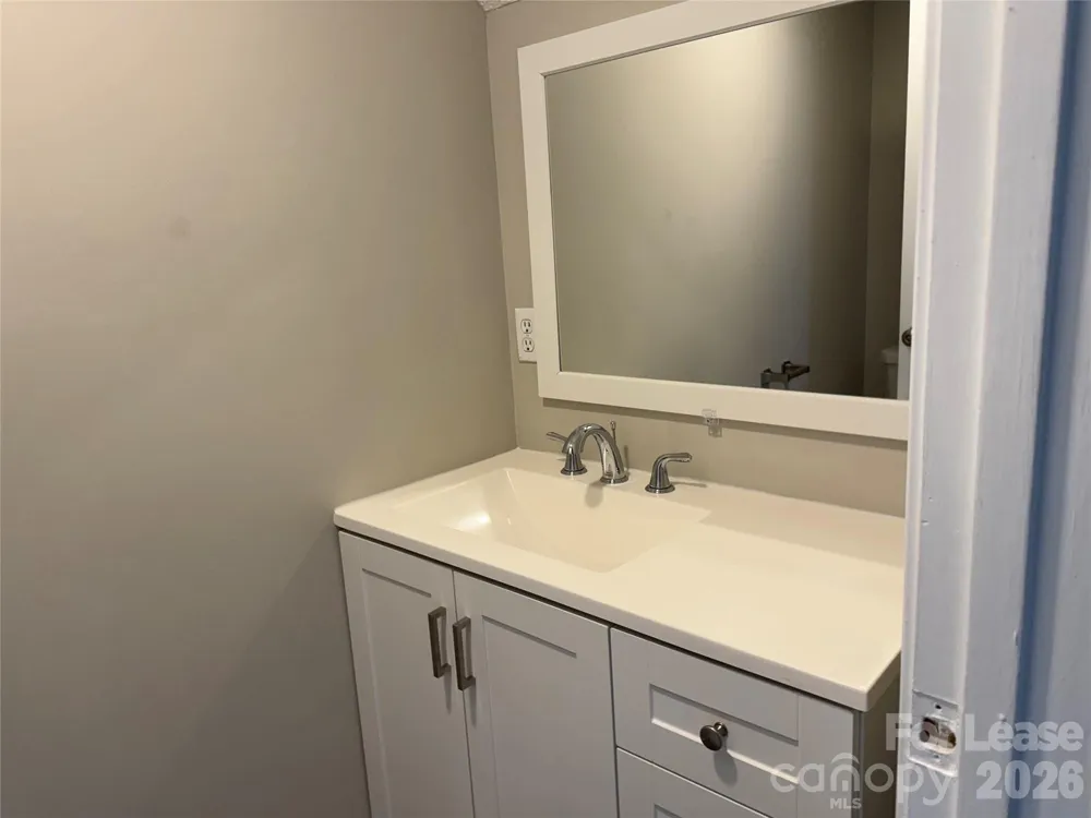 118 Ross Street #B4 Morganton, NC 28655