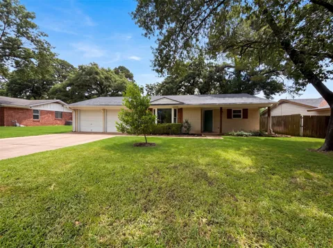 1805 Brookview Drive