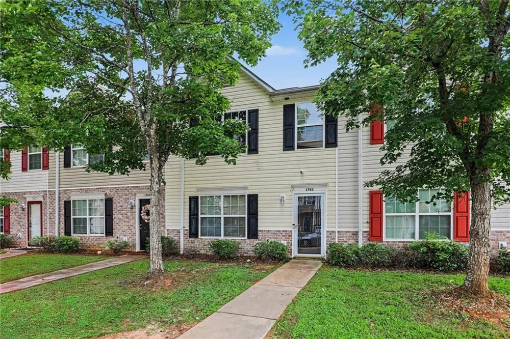 1763 Fielding Way Hampton, GA 30228