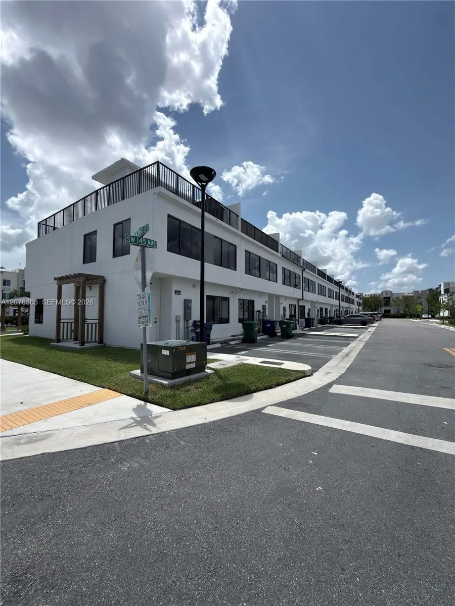 26053 SW 145th Ave #26053 Homestead, FL 33032