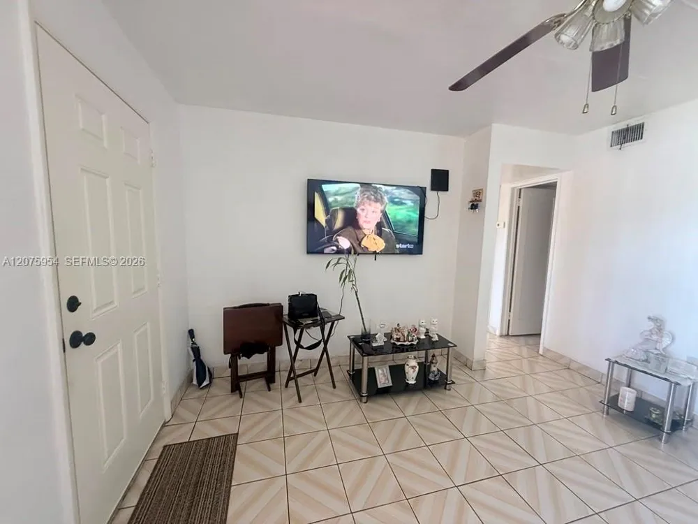 3190 NW 97th St Miami, FL 33147