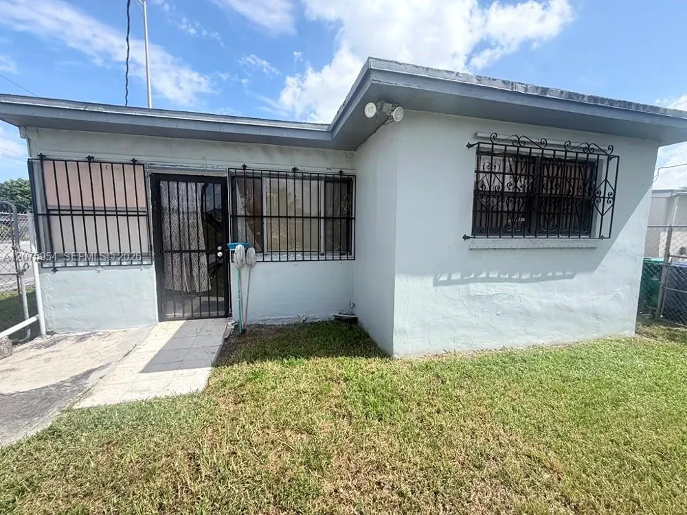 3190 NW 97th St Miami, FL 33147