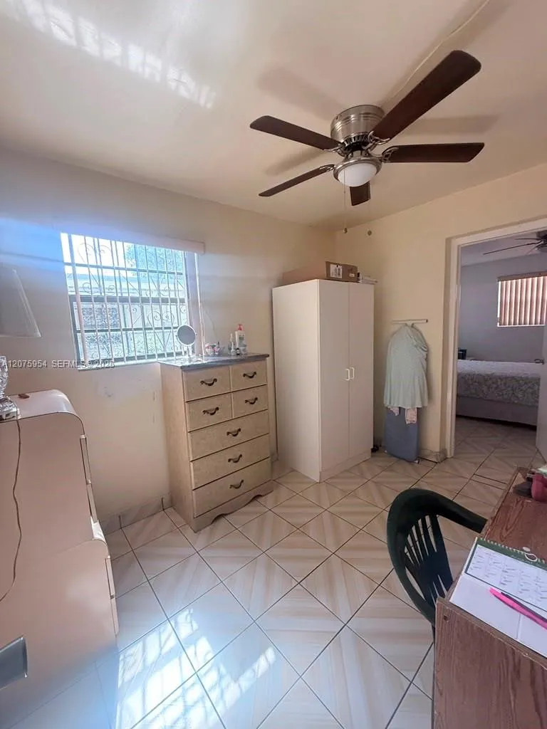 3190 NW 97th St Miami, FL 33147