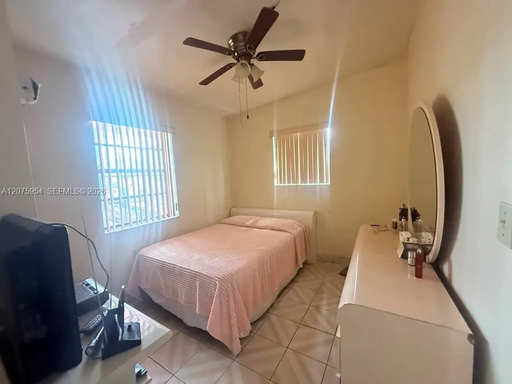 3190 NW 97th St Miami, FL 33147