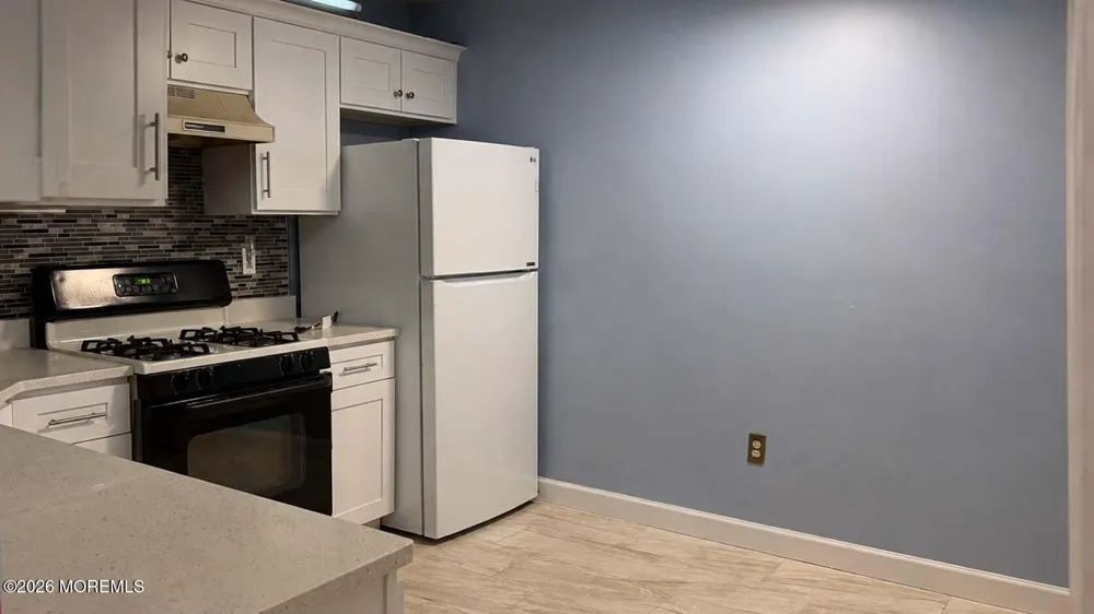 216 Sapphire Lane Franklin Park, NJ 08823