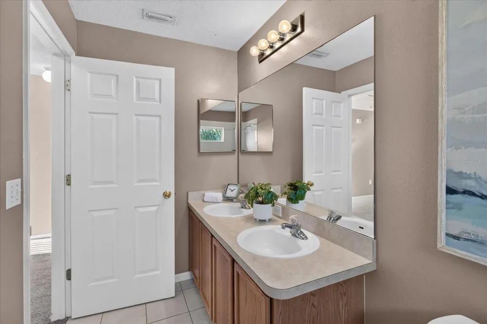 11306 PELICAN LAKE COURT Riverview, FL 33569